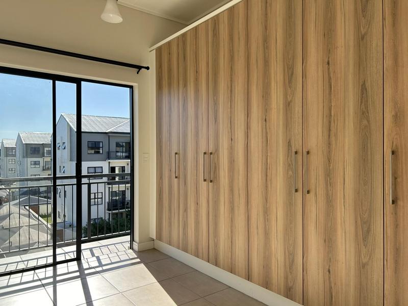 To Let 2 Bedroom Property for Rent in Sandown Western Cape